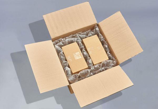 Bước 3 - Đặt sản phẩm vào thùng carton và chèn vật liệu cố định